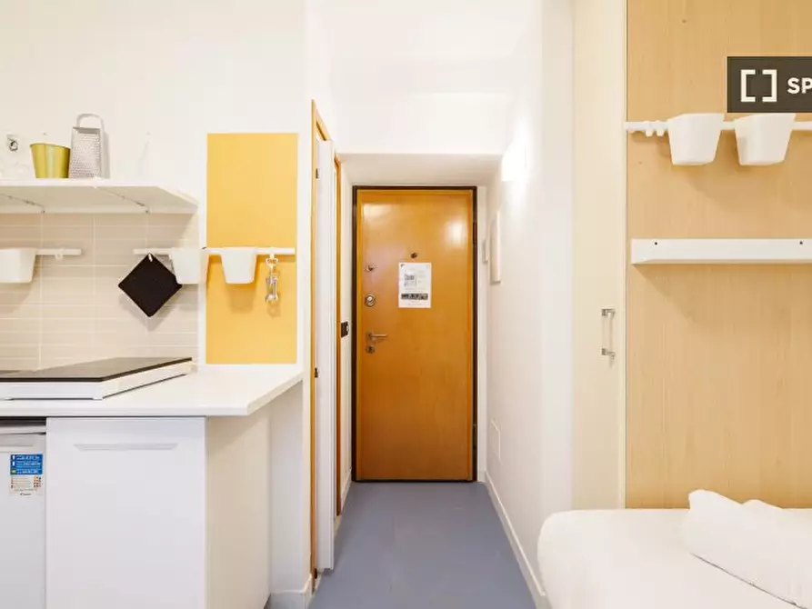 Immagine 7 di Ufficio in affitto  in Corso Magenta a Milano