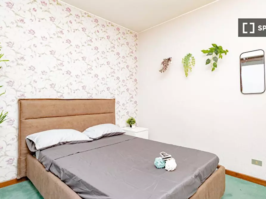 Immagine 6 di Camera condivisa in affitto  in Via Francesco Caracciolo a Milano