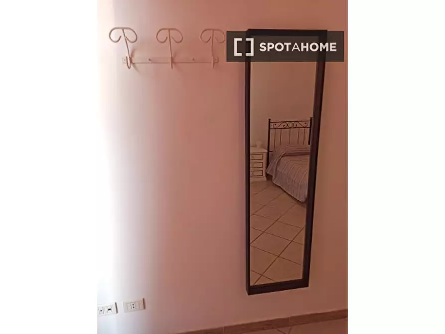 Immagine 3 di Camera condivisa in affitto  in Via Fraconalto a Roma