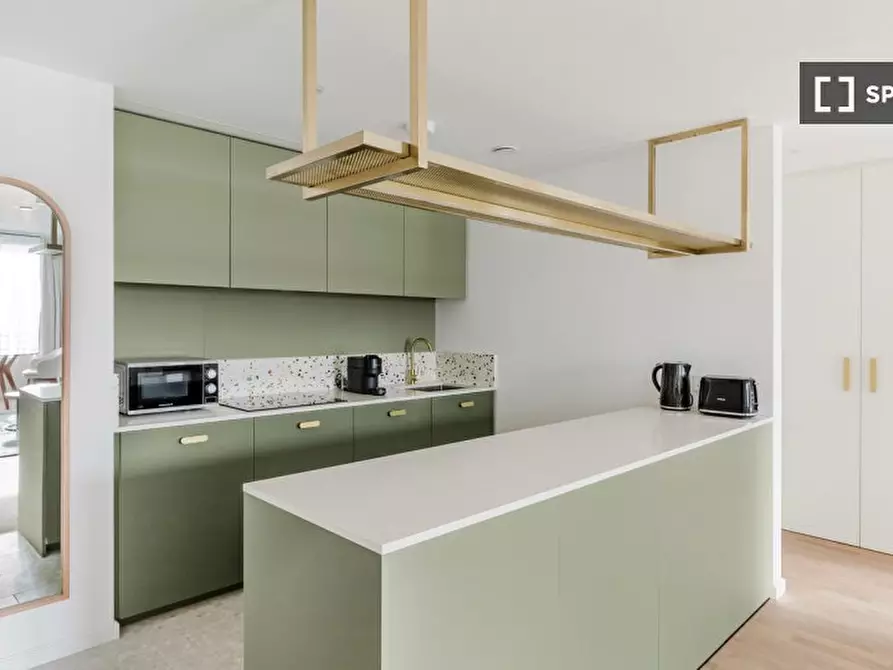 Immagine 8 di Appartamento in affitto  in Haverstock Hill a Camden Town