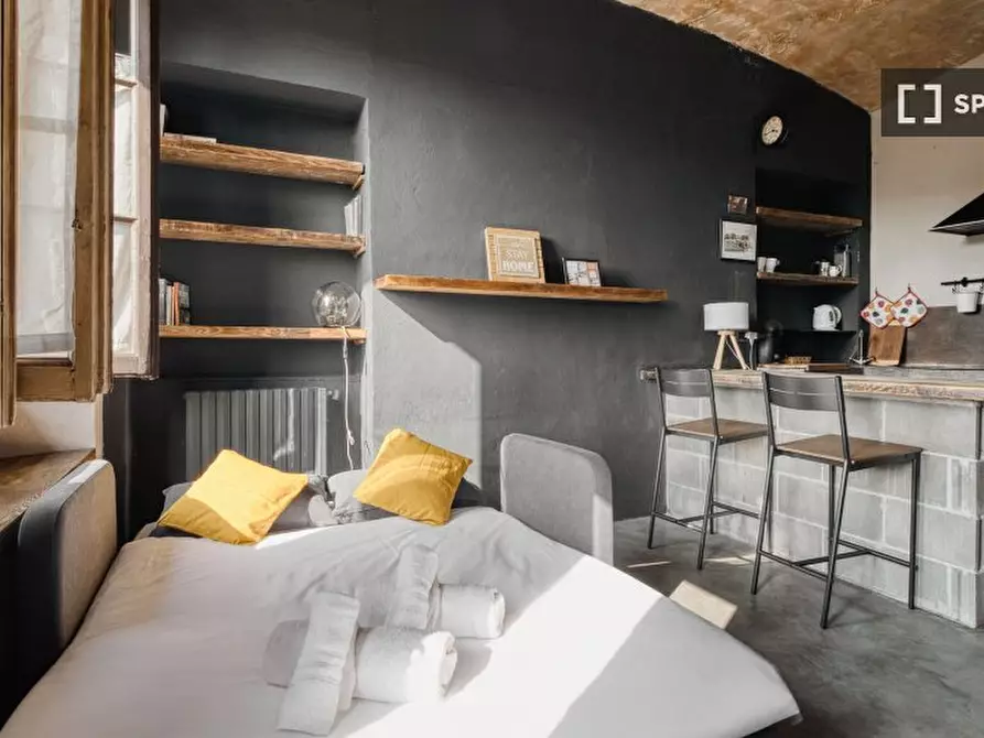 Immagine 16 di Appartamento in affitto  in Via Vigevano a Milano