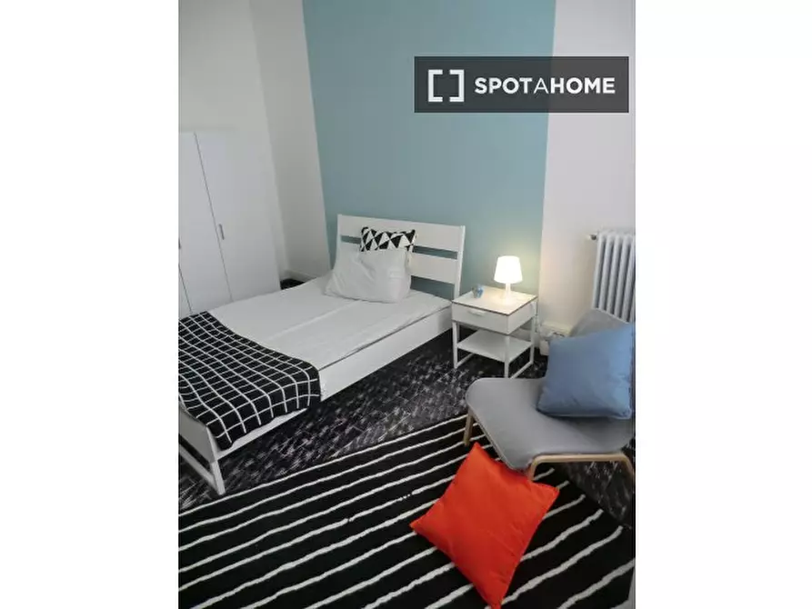 Immagine 3 di Camera condivisa in affitto  in Galleria Santa Lucia a Padova