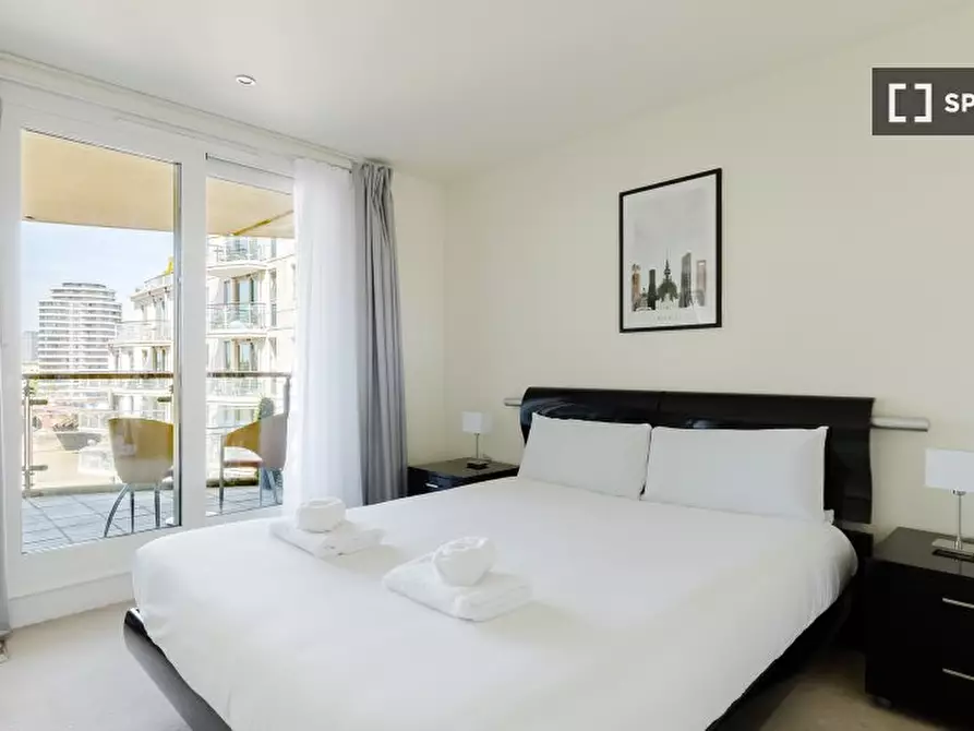 Immagine 19 di Appartamento in affitto  in Saint George Wharf a Lambeth