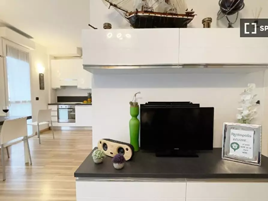 Immagine 5 di Appartamento in affitto  in Via Giuseppe Candiani a Milano