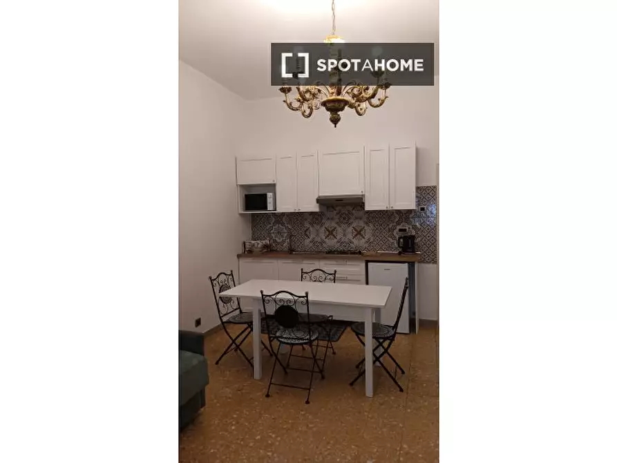 Immagine 15 di Appartamento in affitto  in Via Costantino a Napoli