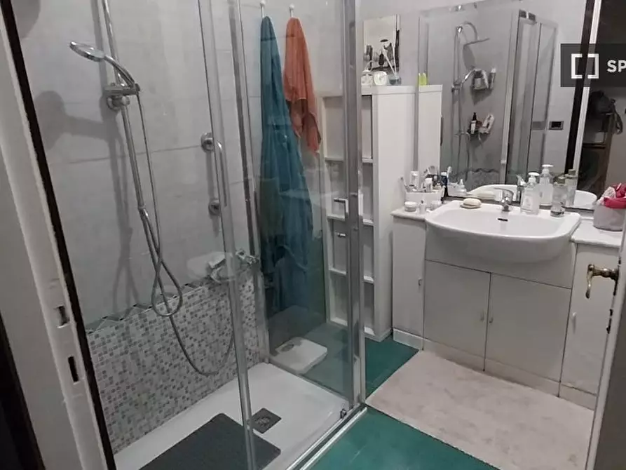 Immagine 7 di Camera condivisa in affitto  in Via Antonino Pio a Roma