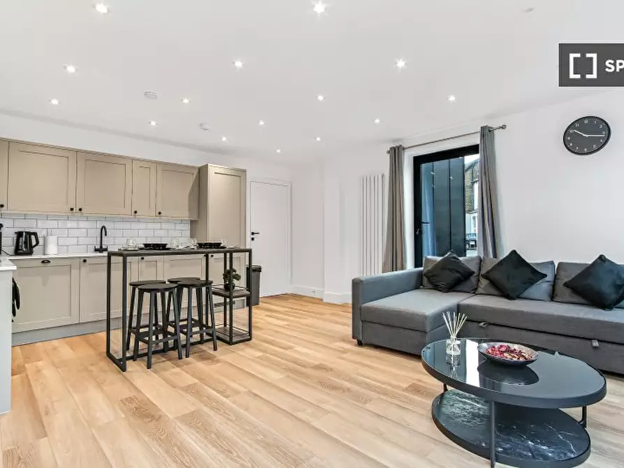 Immagine 10 di Appartamento in affitto  in Vincent Rd a Croydon