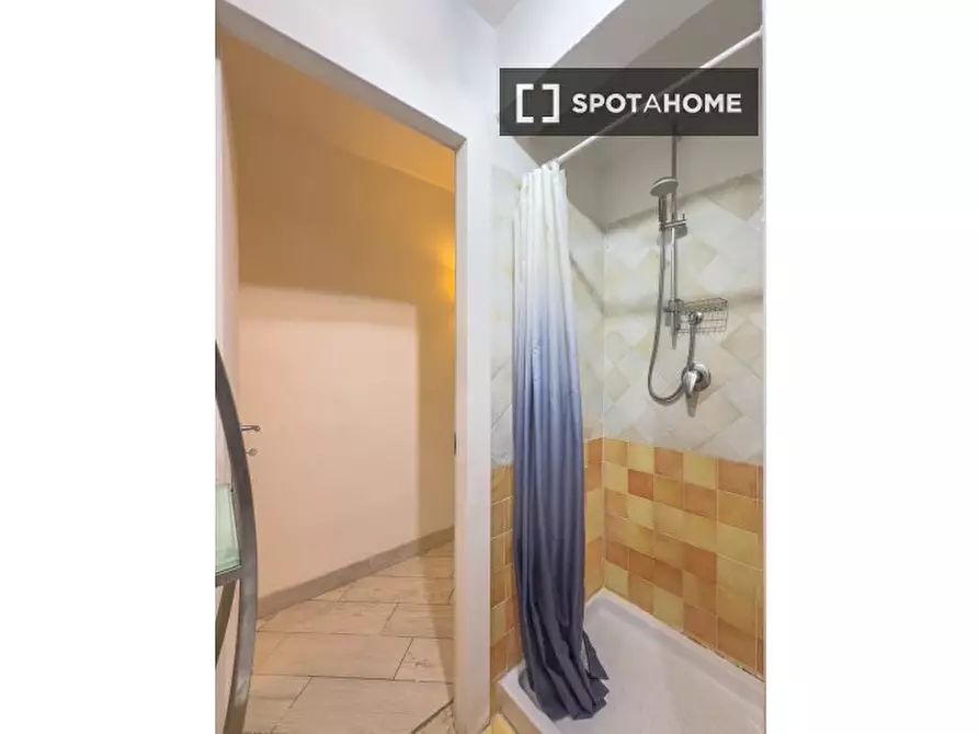 Immagine 5 di Appartamento in affitto  in Via Faenza a Firenze