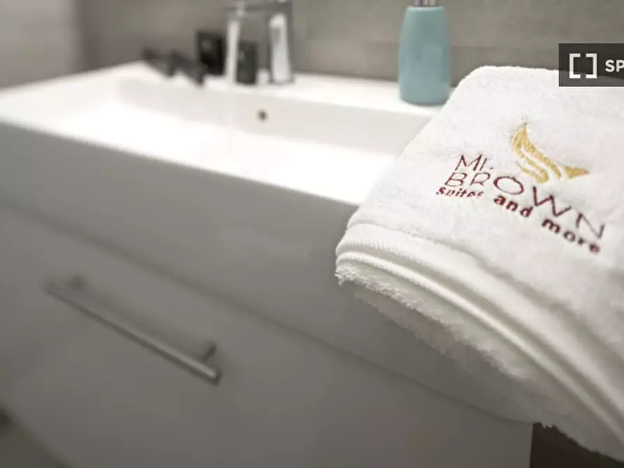 Immagine 17 di Appartamento in affitto  in Via Salvatore Pincherle a Roma