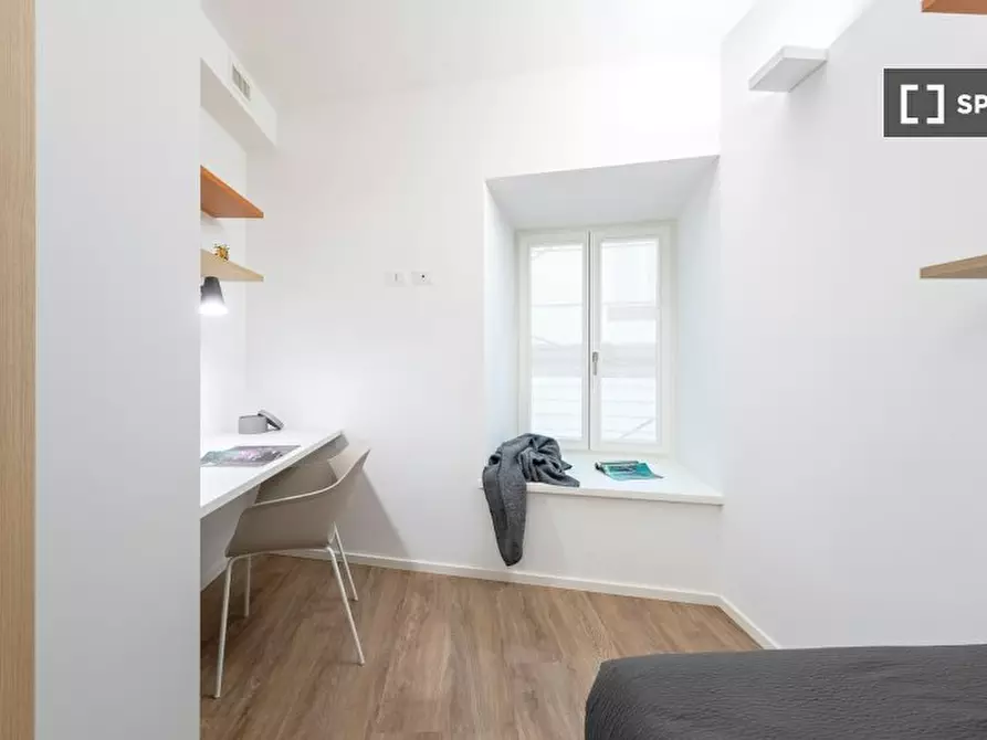 Immagine 5 di Camera condivisa in affitto  in San Giovanni a Trento