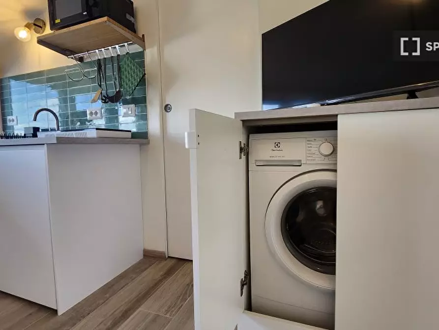 Immagine 13 di Ufficio in affitto  in Via Gallura a Milano