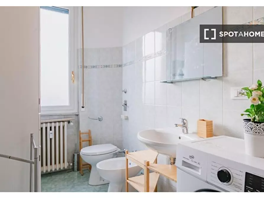 Immagine 7 di Camera condivisa in affitto  in Piazzale Giovanni delle Bande Nere a Milano