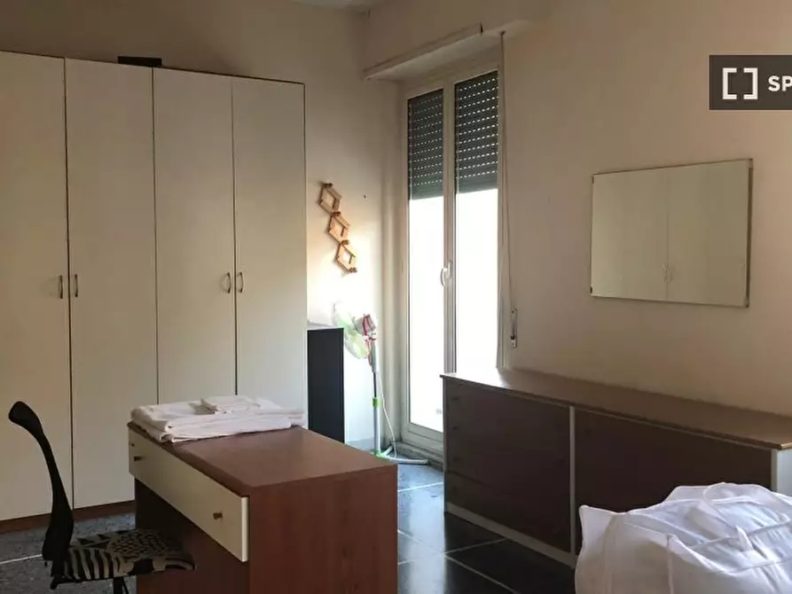 Immagine 11 di Camera condivisa in affitto  in Via Sirte a Roma