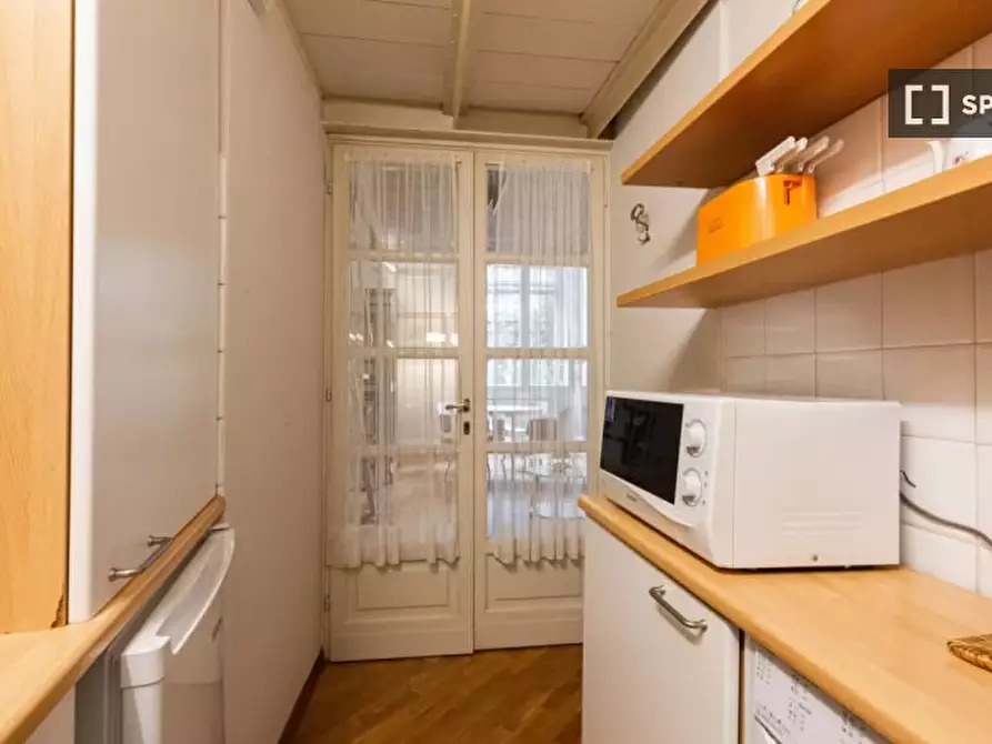 Immagine 9 di Appartamento in affitto  in Via dell' Oriuolo a Firenze