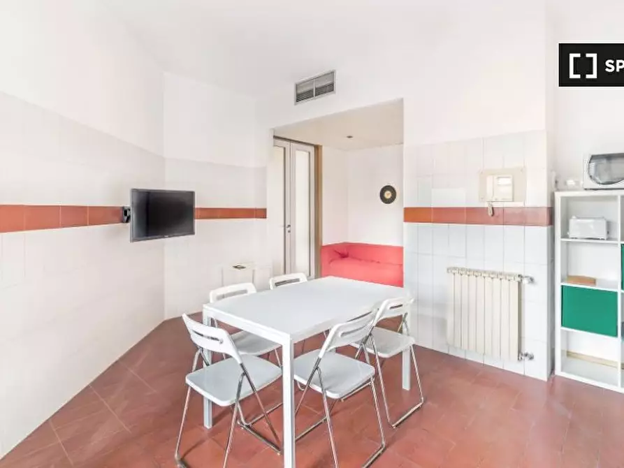 Immagine 4 di Camera condivisa in affitto  in Via del Ponte All'Asse a Firenze