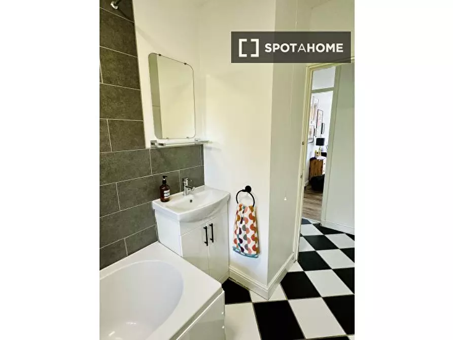Immagine 9 di Appartamento in affitto  in Selden Rd a Camberwell