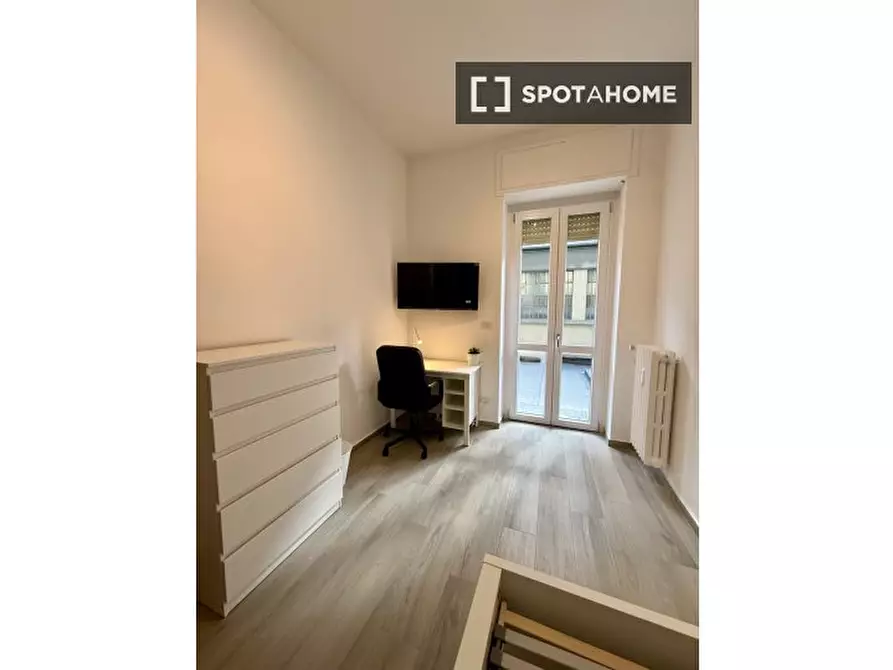 Immagine 7 di Camera condivisa in affitto  in Via Cesana a Torino