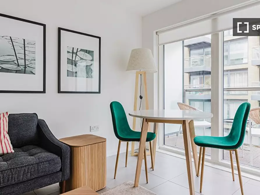 Immagine 6 di Appartamento in affitto  in Pear Tree St a Islington