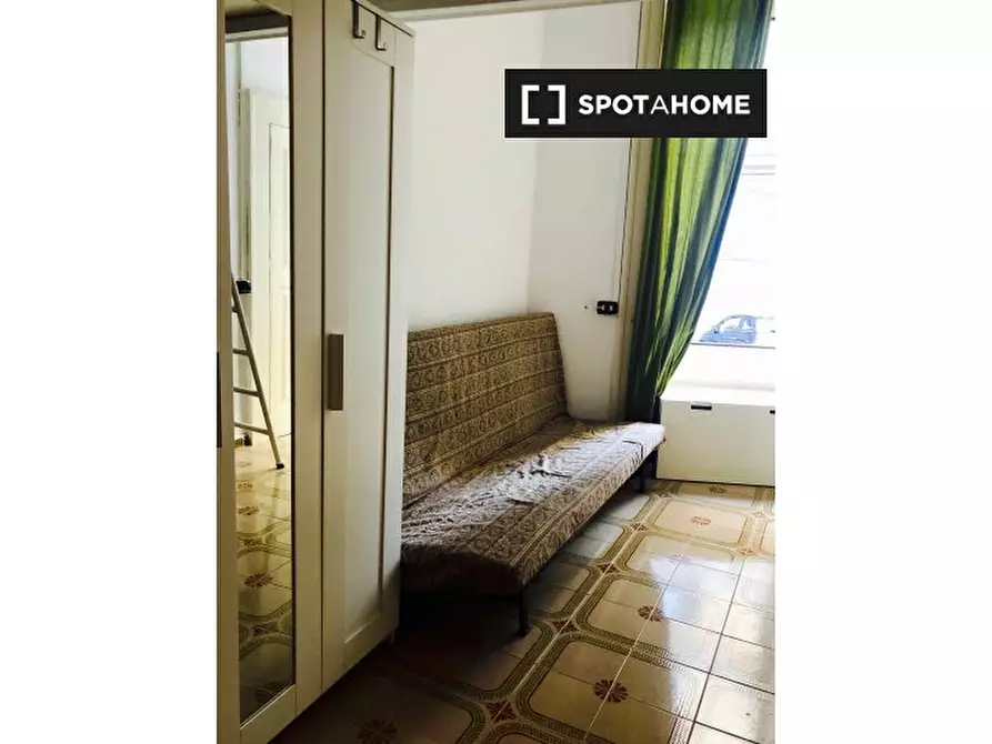 Immagine 6 di Camera condivisa in affitto  in Via Padre Francesco Denza a Napoli