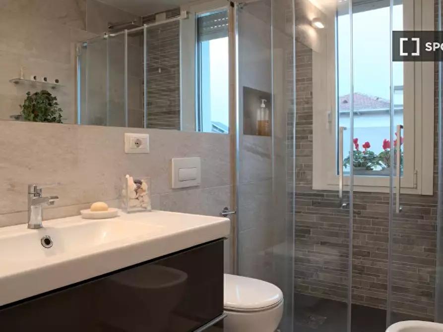 Immagine 8 di Ufficio in affitto  in Via Alcuino a Milano