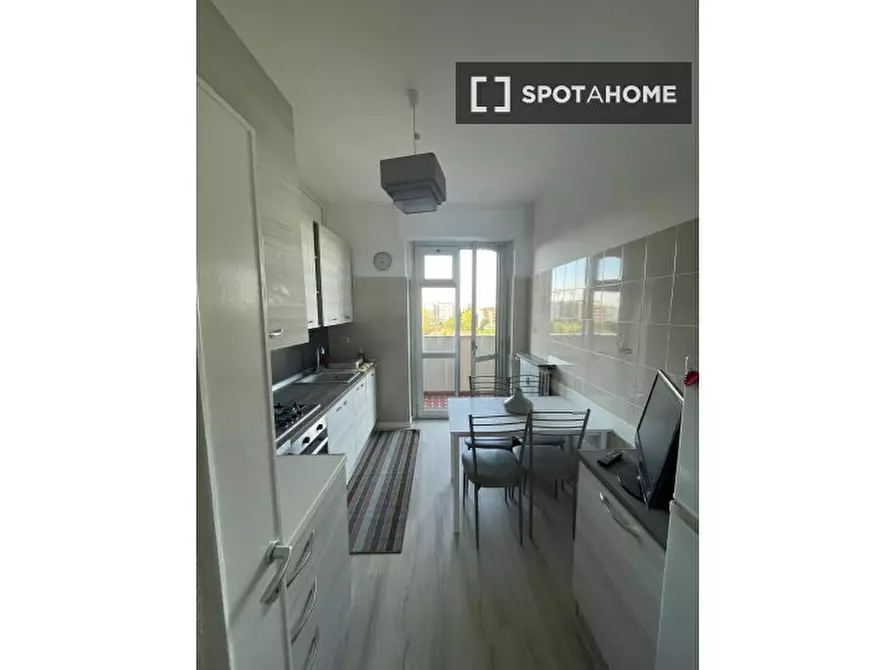 Immagine 11 di Camera condivisa in affitto  in Via Luigi Chiarelli a Milano