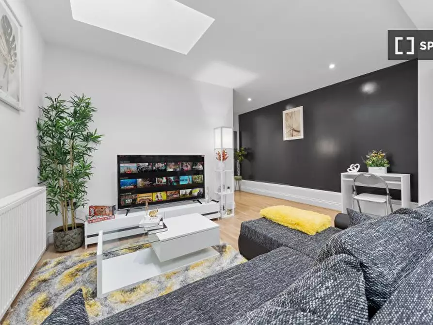 Immagine 7 di Appartamento in affitto  in Furley Rd a Camberwell
