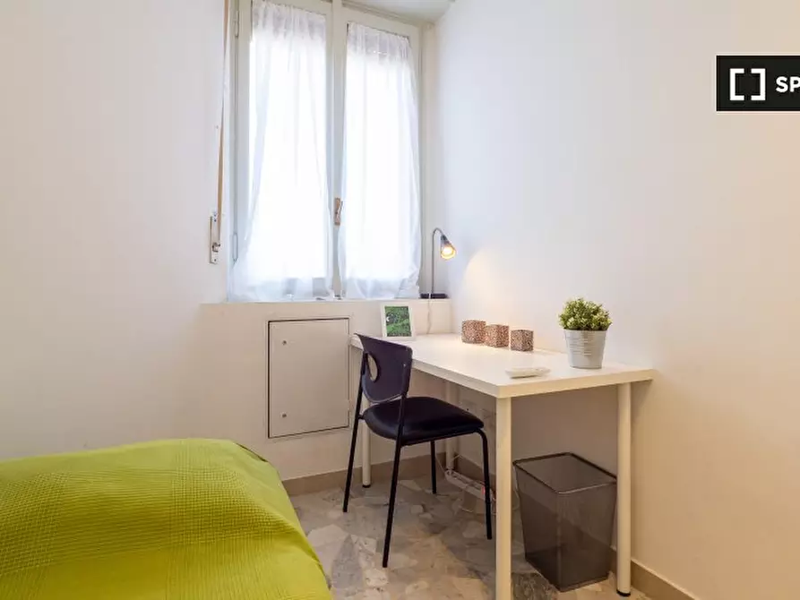 Immagine 8 di Camera condivisa in affitto  in Via Fratelli Rosselli a Milano