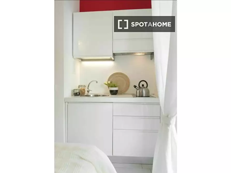 Immagine 1 di Appartamento in affitto  in Via Matteo Civitali a Milano