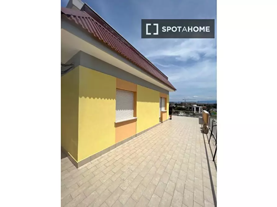 Immagine 17 di Camera condivisa in affitto  in V. Collatina a Roma