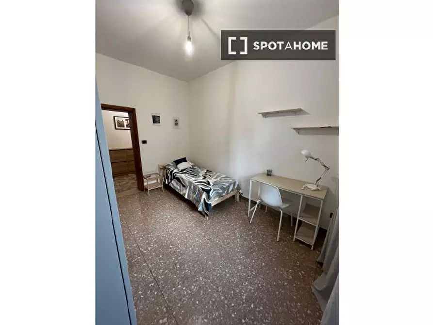 Immagine 1 di Camera condivisa in affitto  in Via D. Alighieri a Castel Maggiore