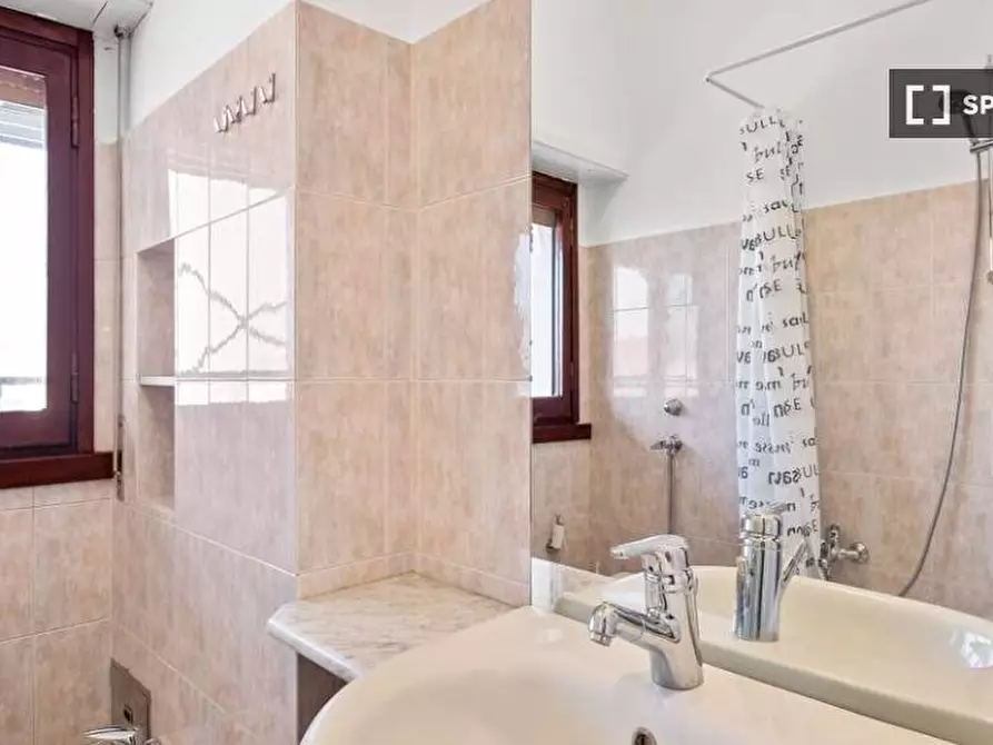 Immagine 17 di Camera condivisa in affitto  in Via Andrea Maria Ampère a Milano