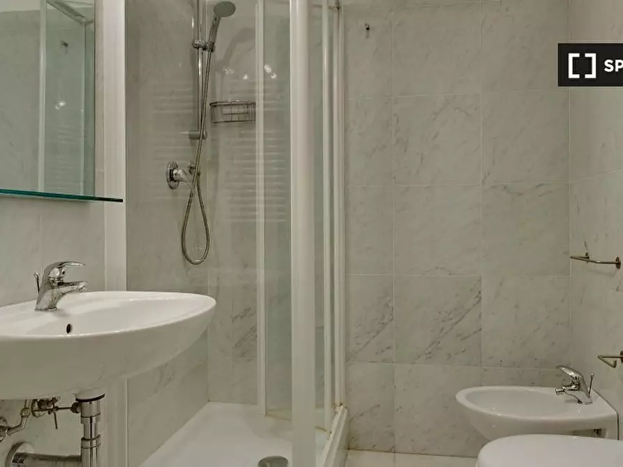 Immagine 5 di Appartamento in affitto  in Piazza Luigi di Savoia a Milano