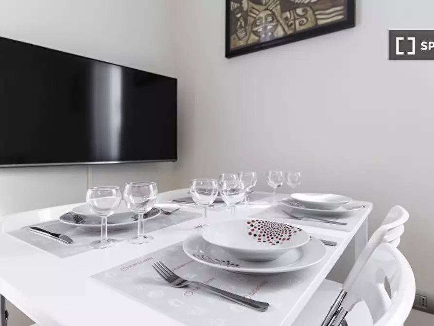 Immagine 12 di Appartamento in affitto  in Viale Nazario Sauro a Milano