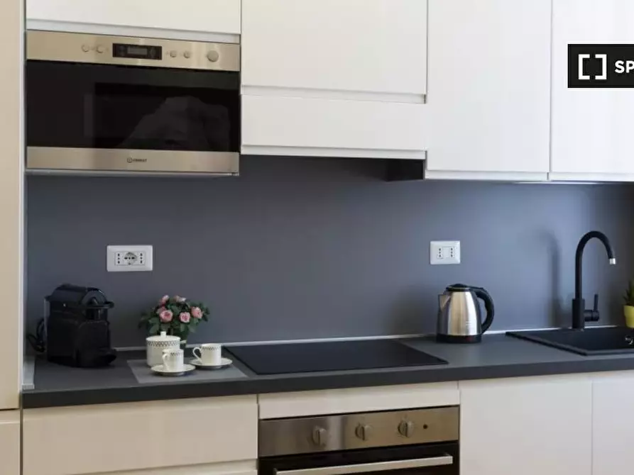 Immagine 5 di Appartamento in affitto  in Piazza Tirana a Milano