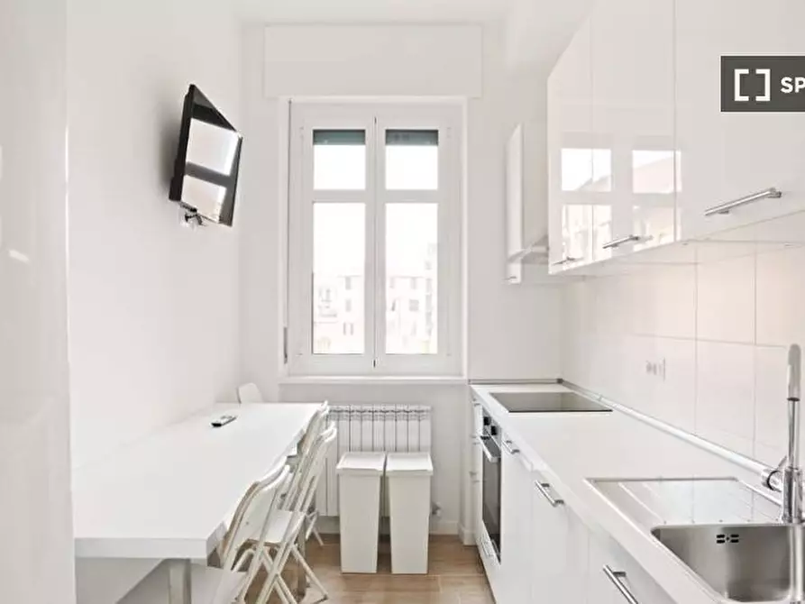 Immagine 6 di Camera condivisa in affitto  in Viale Legioni Romane a Milano