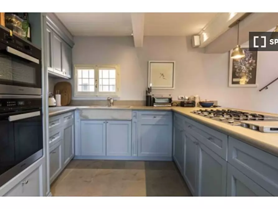 Immagine 12 di Appartamento in affitto  in Costa dei Magnoli a Firenze