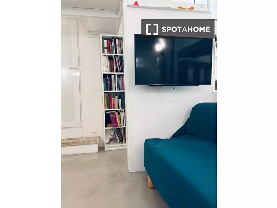 Immagine 6 di Ufficio in affitto  in Via dei Campani a Roma