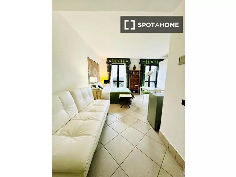 Immagine 5 di Ufficio in affitto  in Via di Marco Simone a Guidonia Montecelio