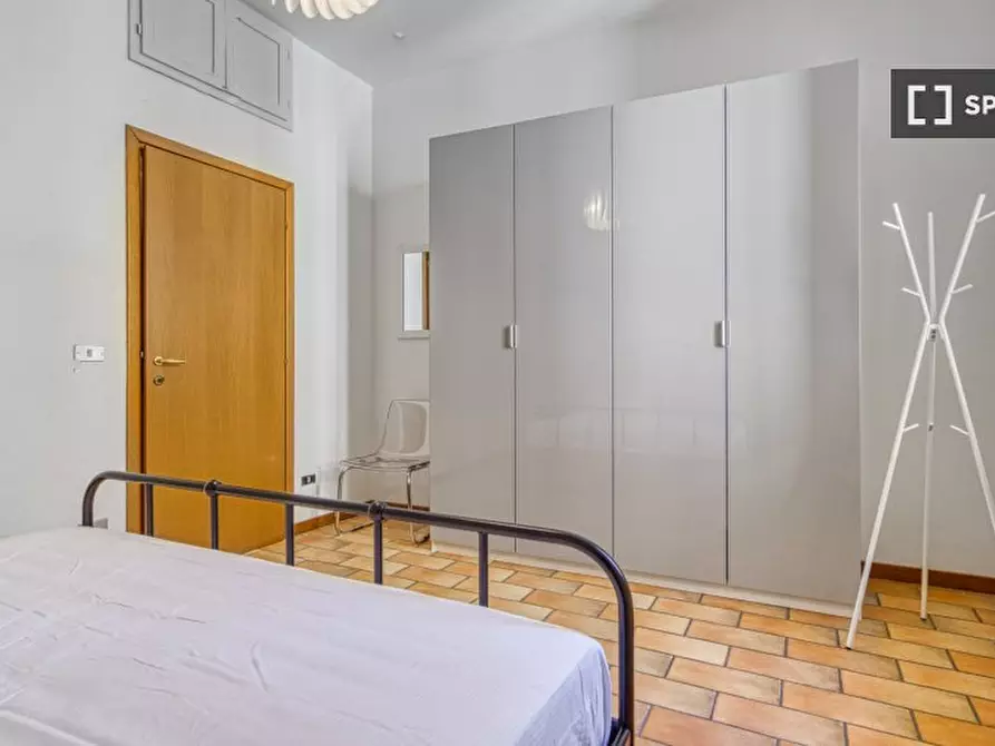 Immagine 10 di Appartamento in affitto  in Via Castiglione a Bologna