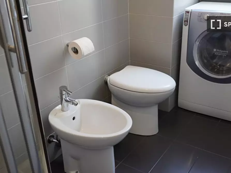 Immagine 5 di Appartamento in affitto  in Via Tavazzano a Milano