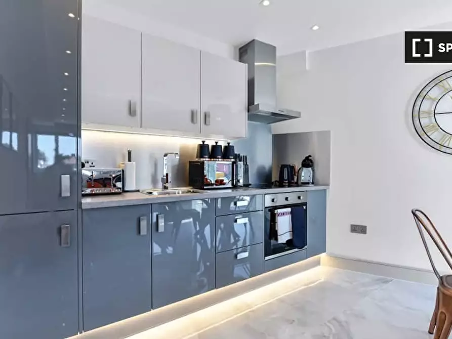 Immagine 11 di Appartamento in affitto  in Flat Goldman House - 122 Wembley Park drive HA9 8HP a Brent