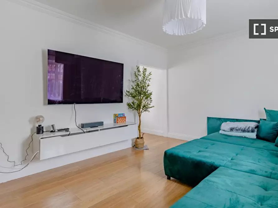 Immagine 1 di Appartamento in affitto  in Grange Park Rd a Walthamstow