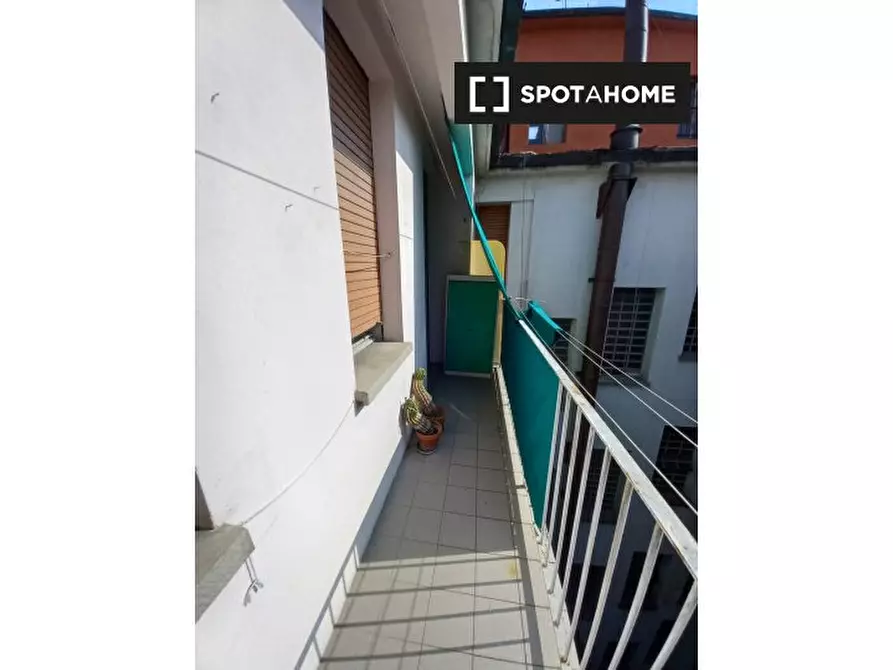 Immagine 10 di Camera condivisa in affitto  in Piazza S. Francesco a Bologna