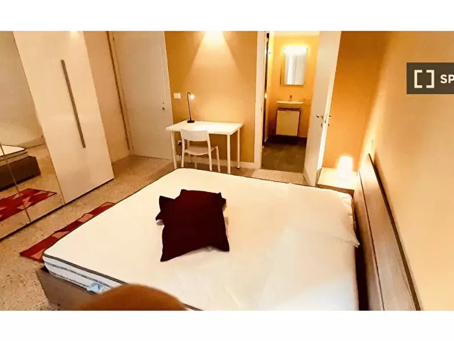 Immagine 1 di Camera condivisa in affitto  in Via Cesare Boldrini a Bologna