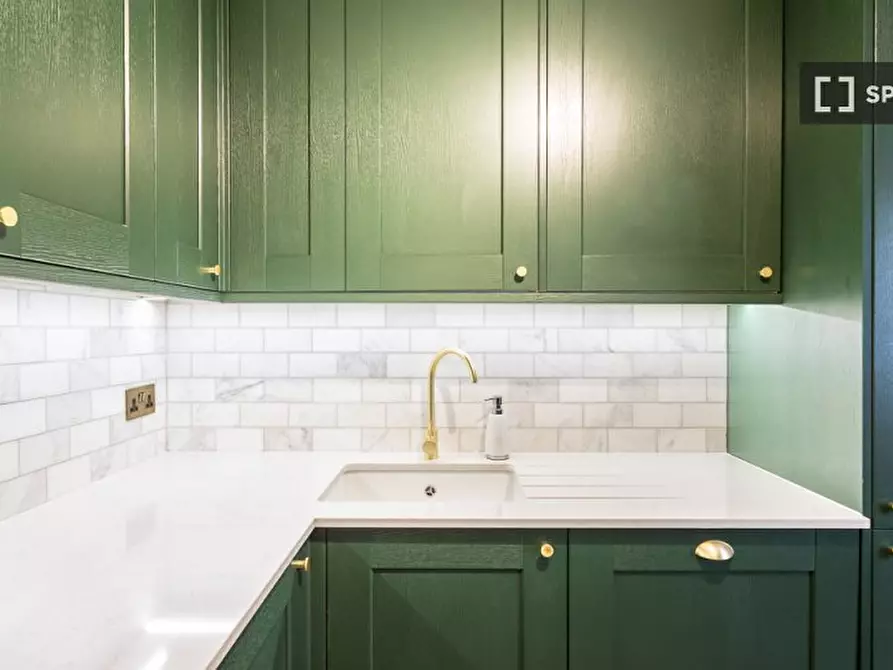 Immagine 10 di Appartamento in affitto  in Campden Street a Kensington