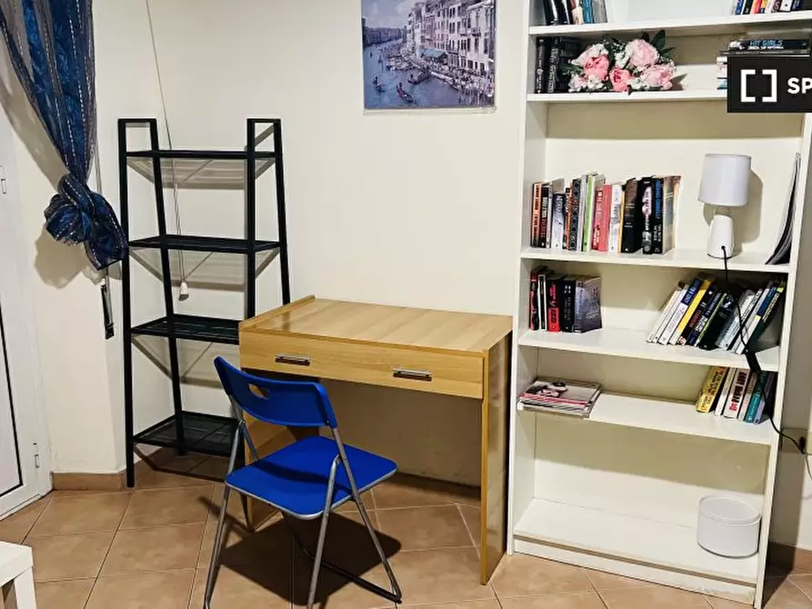 Immagine 7 di Camera condivisa in affitto  in Via Aurelia a Roma