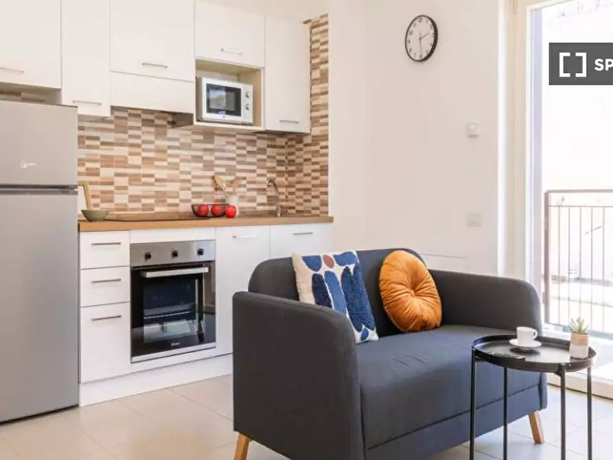 Immagine 13 di Camera condivisa in affitto  in Via Gardone a Milano