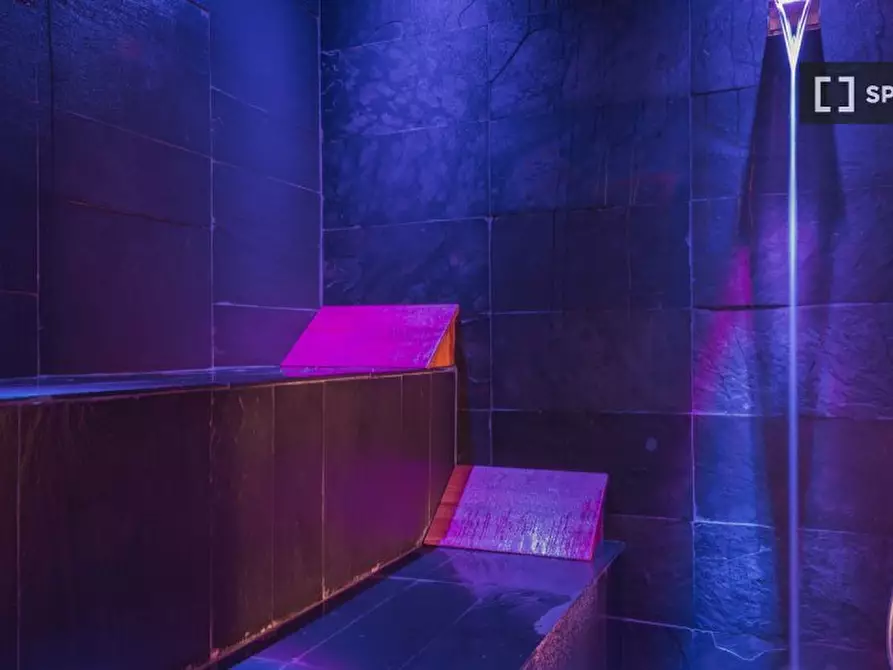 Immagine 11 di Appartamento in affitto  in Via Nilo a Napoli