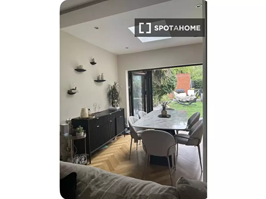 Immagine 11 di Appartamento in affitto  in Empire Road a Southall