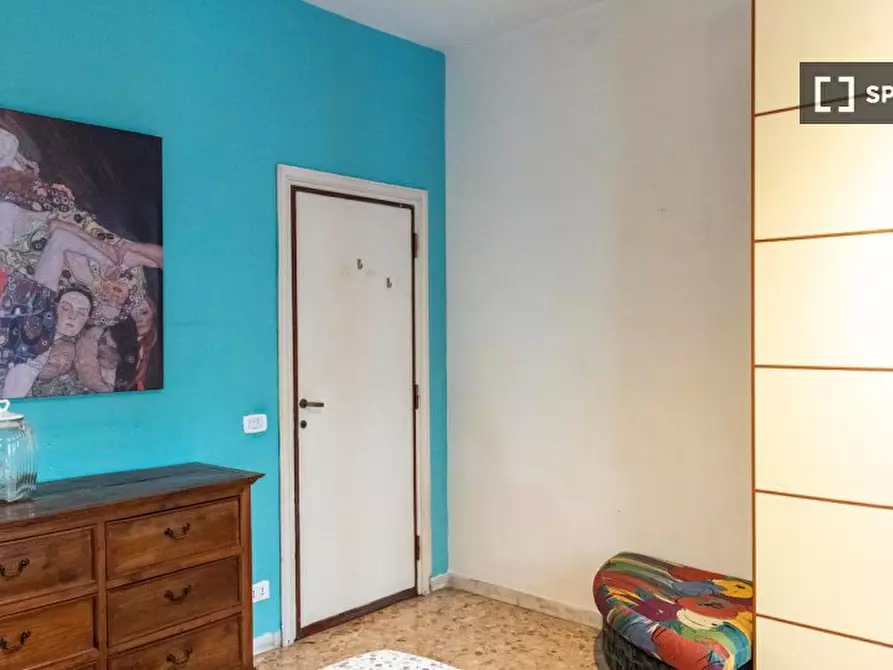 Immagine 4 di Camera condivisa in affitto  in Via Tuscolana a Roma